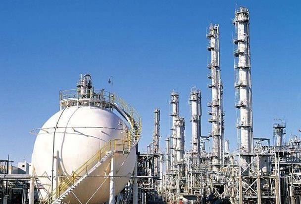 亞洲唯一的永久中立國(guó),資源多到賣不完,水電天然氣免費(fèi)使用